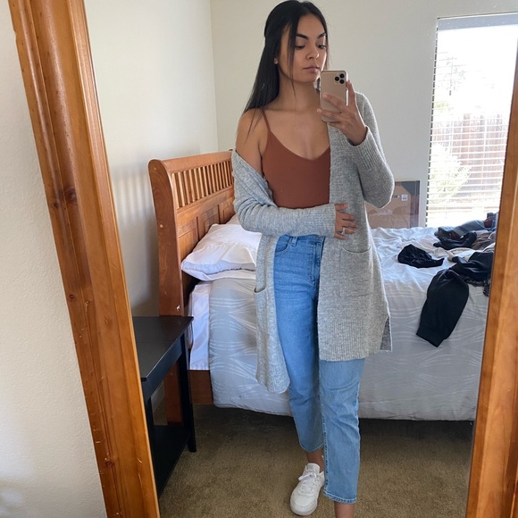 Meet Your Posher - Picture 5 of 10